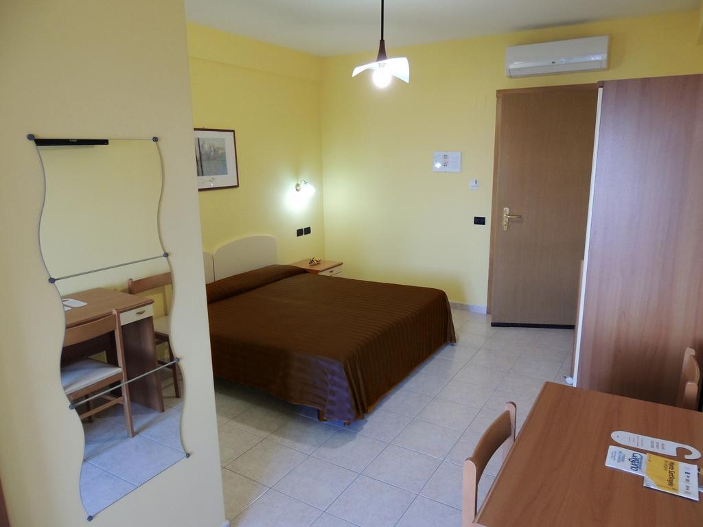 Monte SantʼAngelo B&B Angela מראה חיצוני תמונה