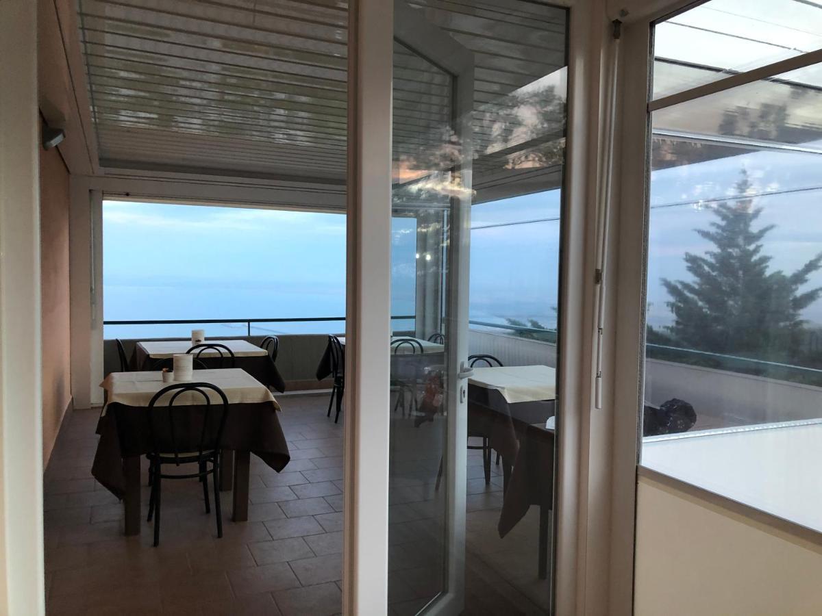 Monte SantʼAngelo B&B Angela מראה חיצוני תמונה