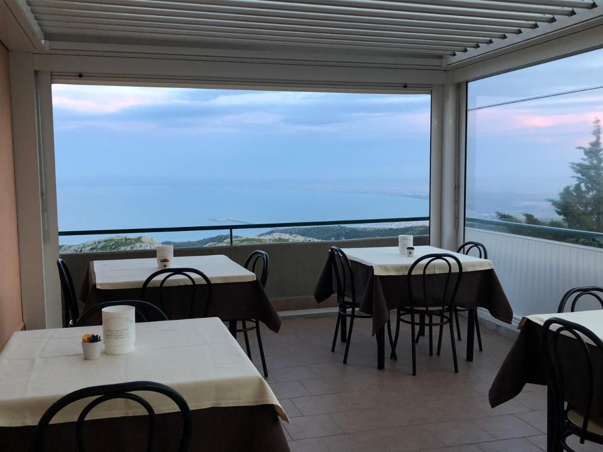 Monte SantʼAngelo B&B Angela מראה חיצוני תמונה